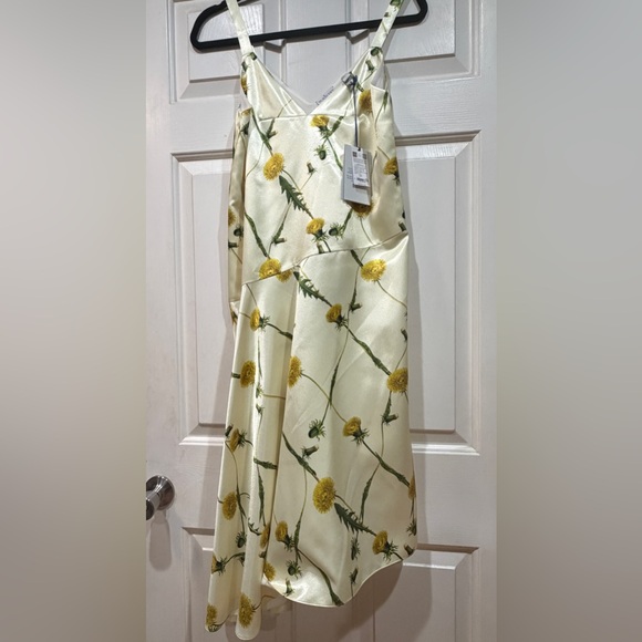 Burberry Cream Floral Asymmetrical Slip Dress with Yellow Blooms - Picture 3 of 4